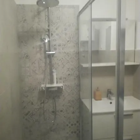 Niki Apartment