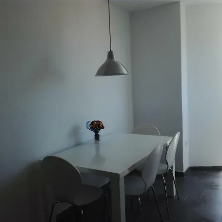 Niki Apartment *